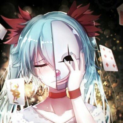 美国一女子28年不剪指甲